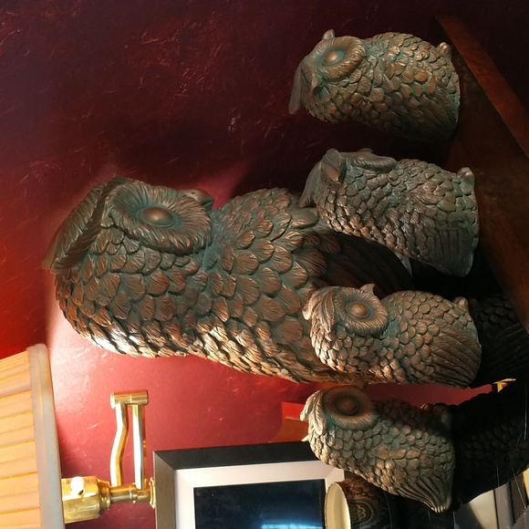 Barbara King 5 Piece Momma Owl & 4 Owlets Collection - Indoor/Outdoor - Picture 4 of 15